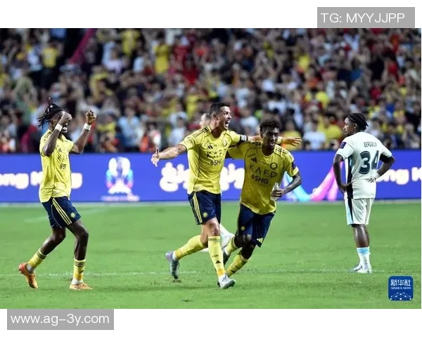 德拉富恩特亲赴沙特考察西班牙超级杯球员表现